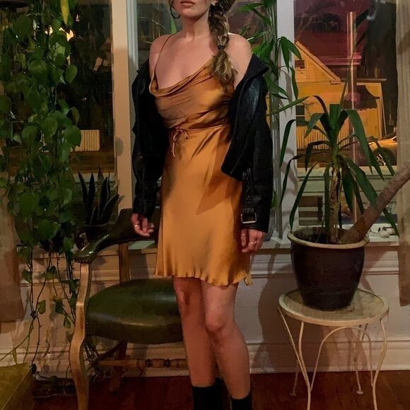 Aritzia Wilfred Diamanté Dress Size Smalll - Picture 3 of 10